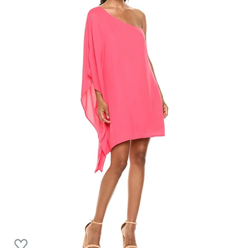 Women's Deliz Crepe One Shoulder Cape Sleeve Dress